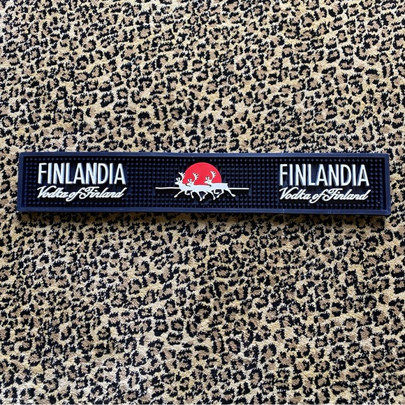 Finlandia (Vodka of Finland) rubber drink mat - Picture 1 of 5